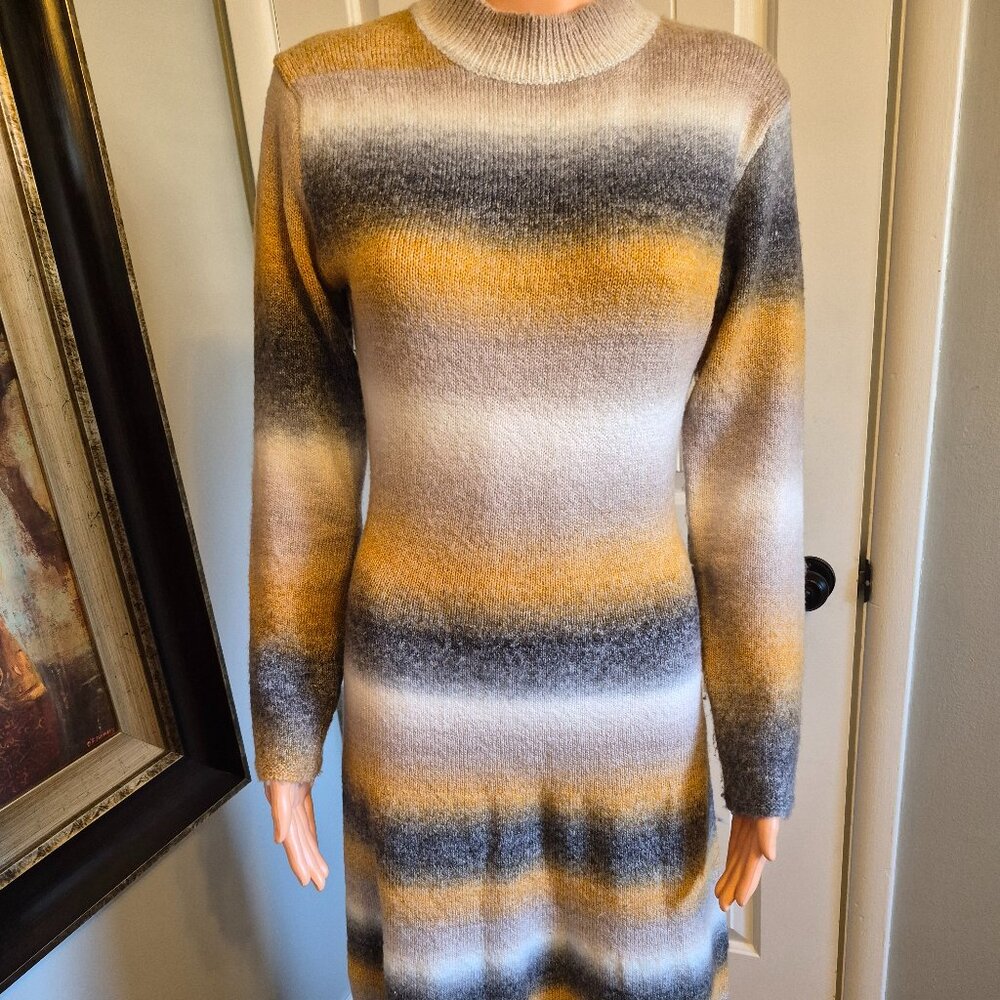 ELAN-Long Sleeve Midi Sweater Dress -Size:  Small